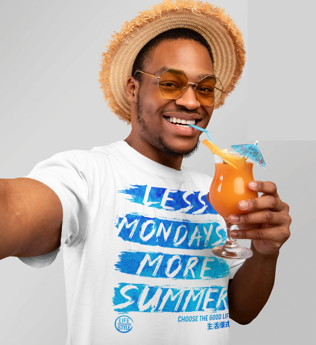 Less Mondays More Summer Lifestyle  - Herren Premium Organic Shirt