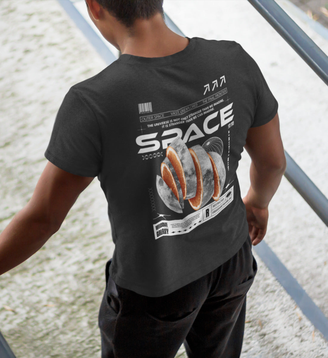 Space - Orange Moon - Streetwear  - Herren Shirt