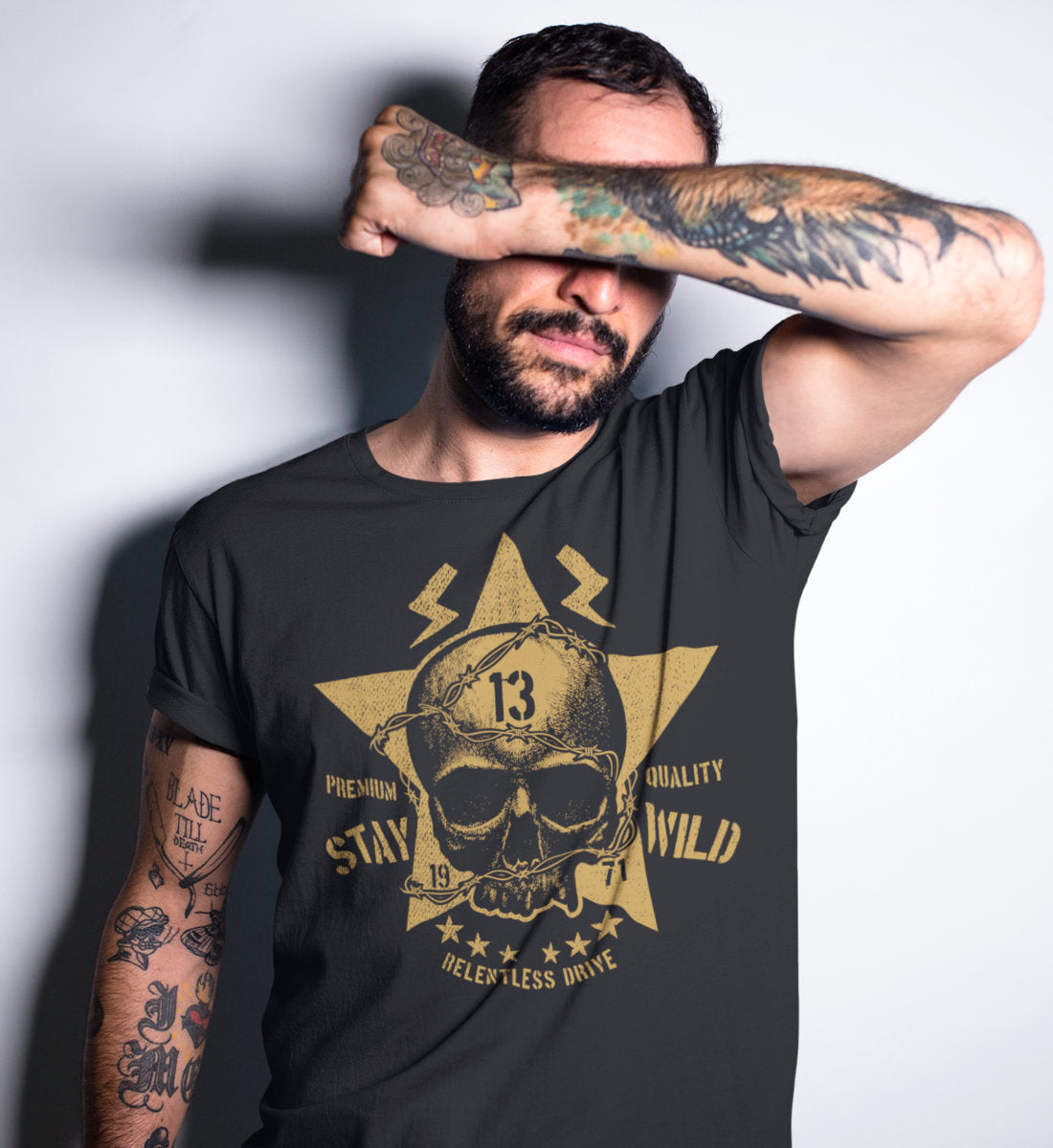 Stay Wild Skull - Relentless Drive - Premium Quality  - Herren Premium Organic Shirt